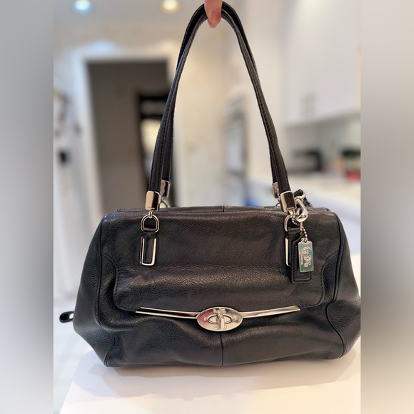 Coach Handbags - Vintage Elegant Black Leather Handbag